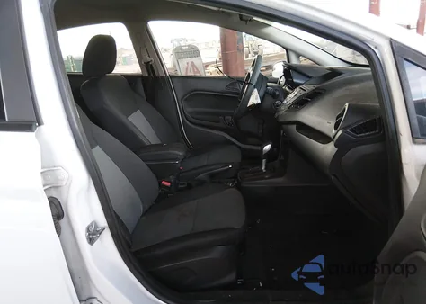 2015 Ford Fiesta S z USA, uszkodzony, nr VIN 3FADP4AJ5FM215977